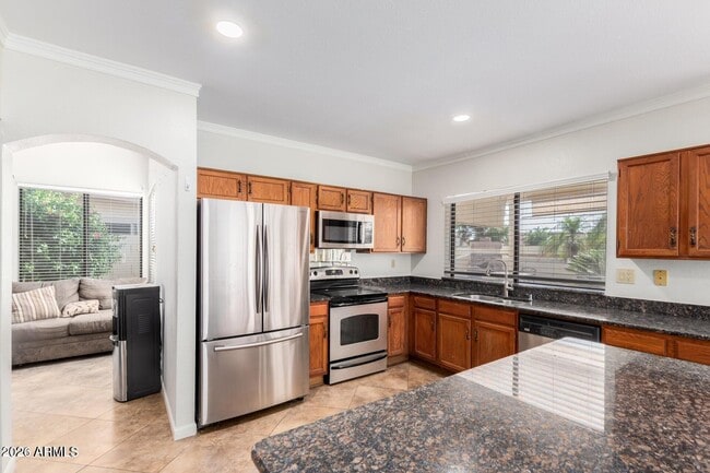 Building Photo - 3706 N Wintergreen Way