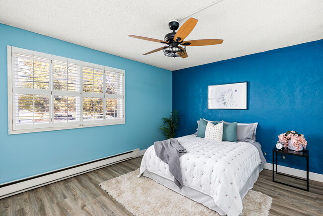 Building Photo - 925 1st Ave N