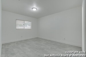 Building Photo - 9958 Panther Bay