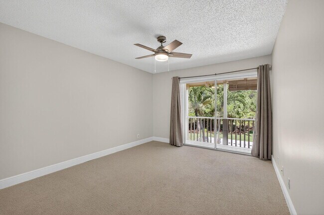 Building Photo - 246 Seabreeze Cir
