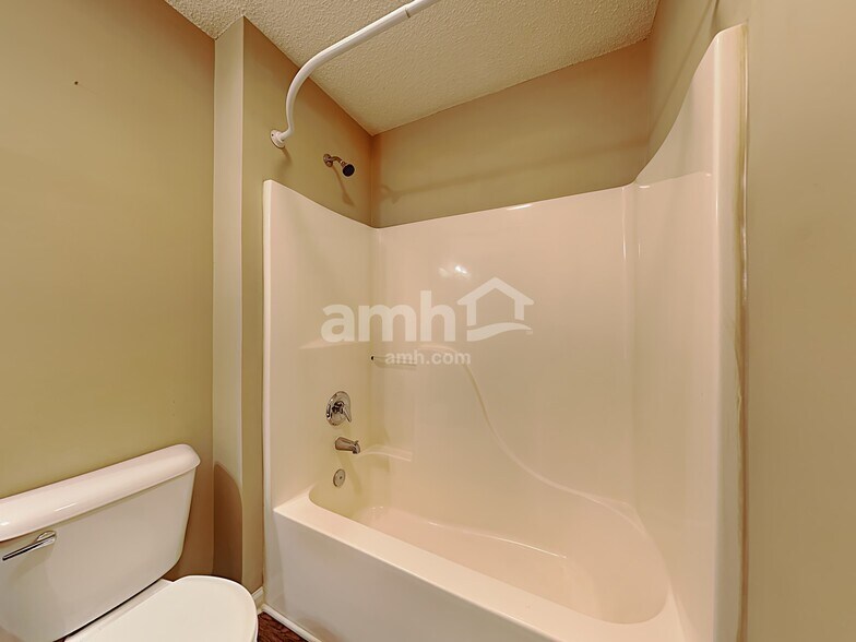 Building Photo - 1732 Ammons Dr