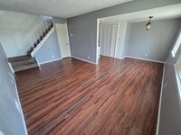 Building Photo - 3354 S Flower St