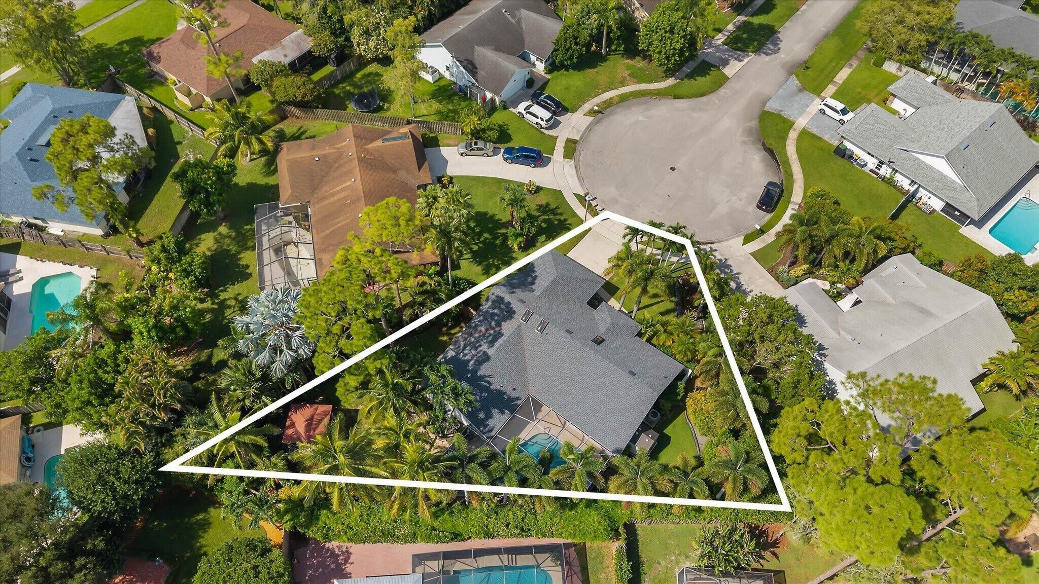 Building Photo - 1021 Corallita Ct