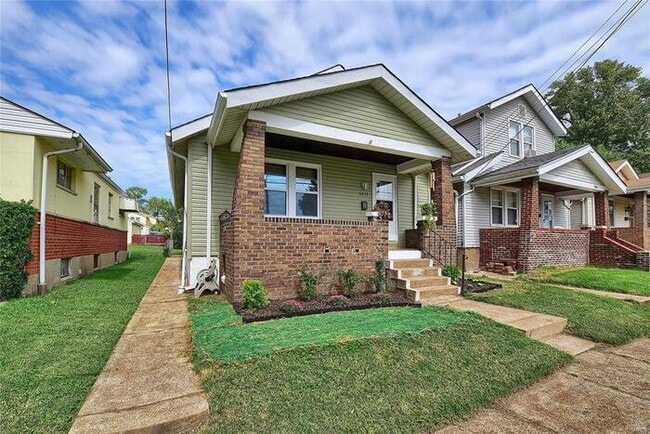 Building Photo - Fantastic 2bd/1ba home! Let yourself in!