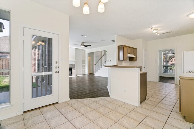 Building Photo - 4149 Creekmeadow Dr