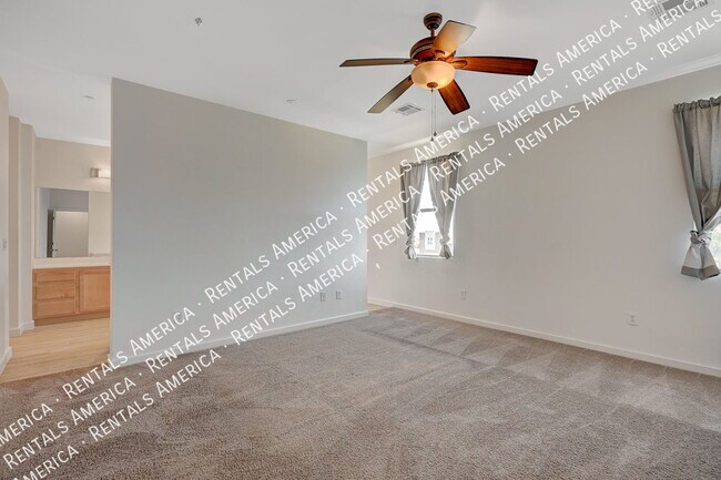 Building Photo - 165 Toasted Almond Ave