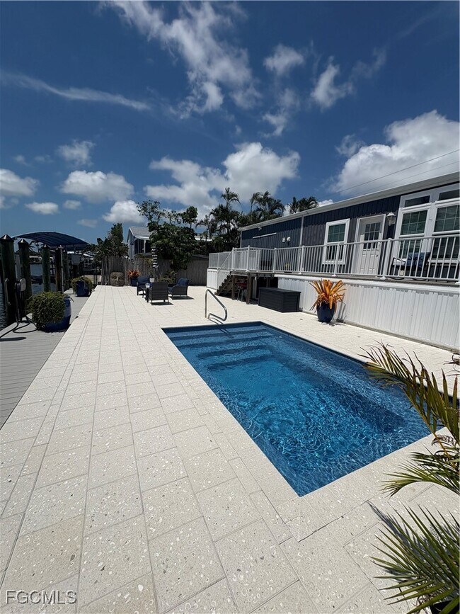 Building Photo - 2642 York Rd