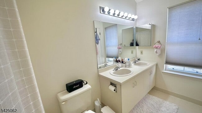 Building Photo - 2805 Johnson Cir