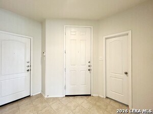 Building Photo - 401 Ruby Ritz