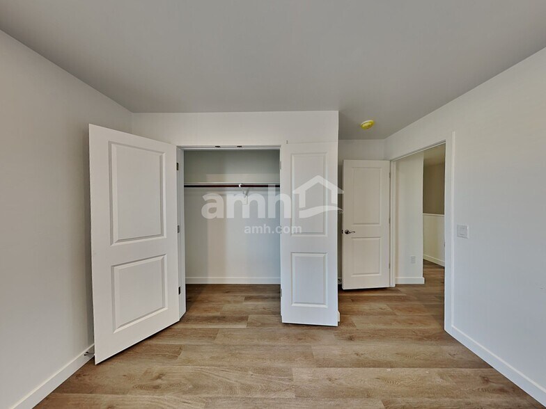 Building Photo - 6525 E Paseo Baranda