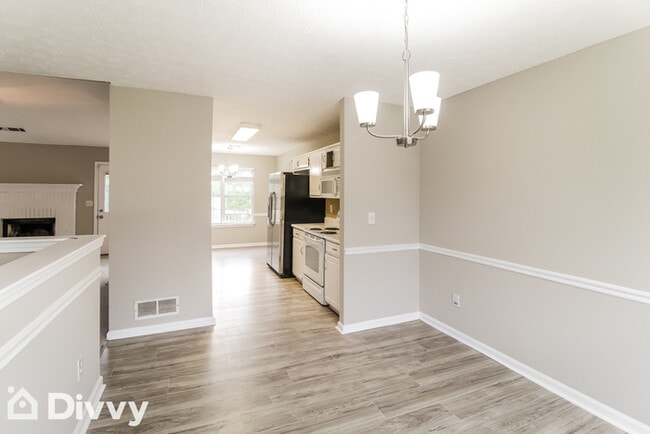 Building Photo - 1219 Nunnally Drive