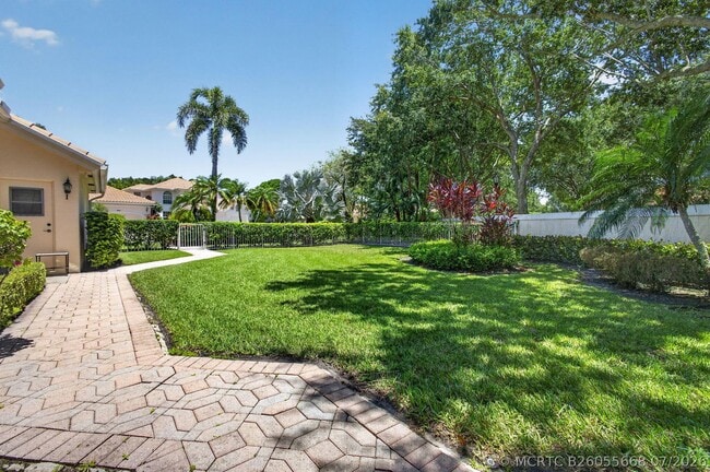 Building Photo - 1048 Diamond Head Way