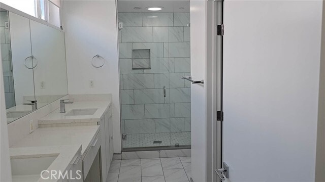 Building Photo - 319 S Serrano Ave