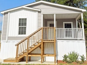 Building Photo - 8975 W Halls River Rd