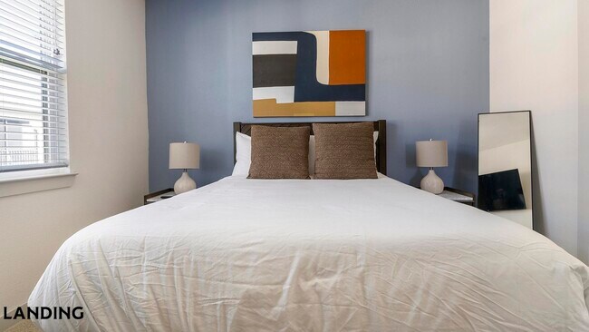 Building Photo - 11900 Marquina Blvd