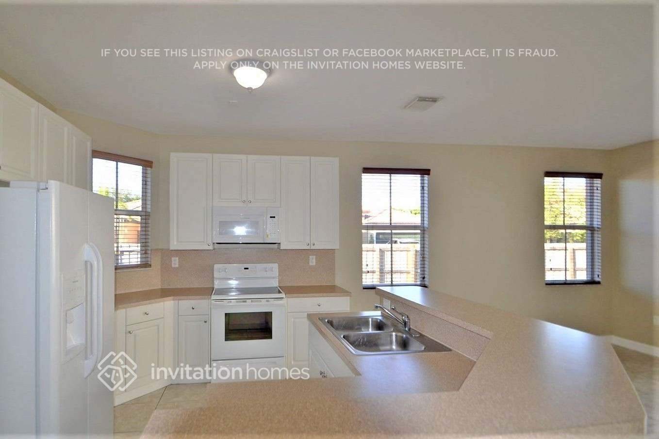 Building Photo - 11783 SW 153rd Pl