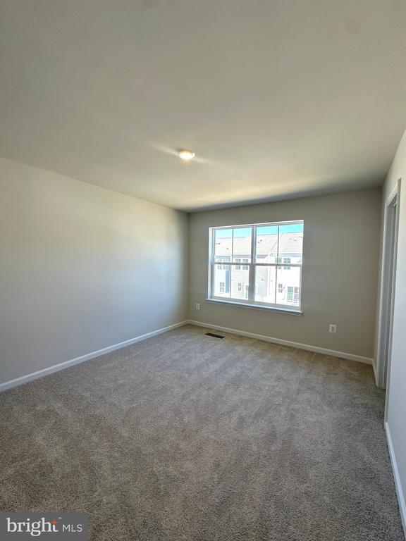 Building Photo - 324 Watercourse Dr