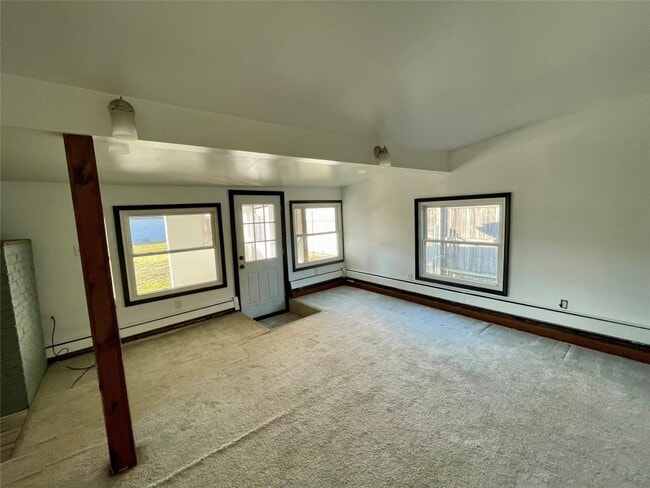 Building Photo - 705 N McKinley Ave