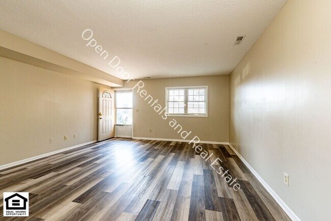 Building Photo - 1000 Old Brick Rd