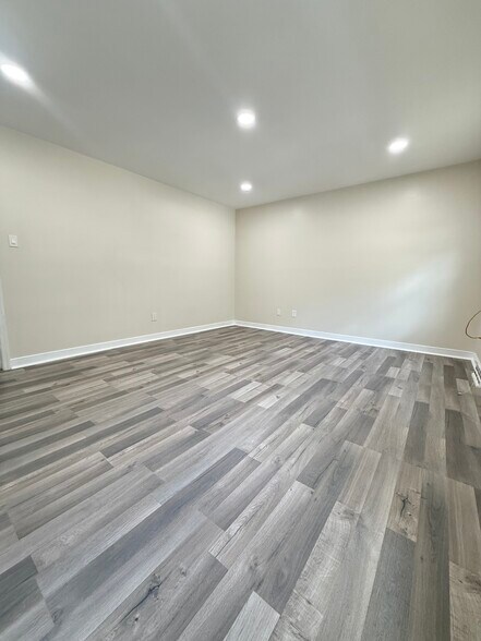 Building Photo - 1617 Chevelle Dr