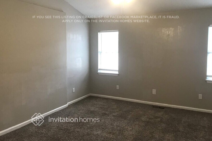 Building Photo - 112 Heathwick Dr