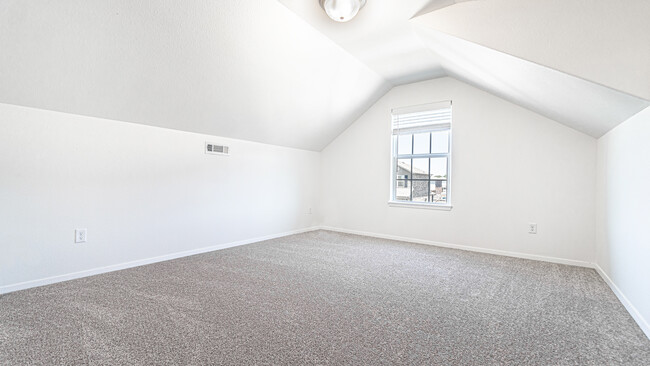 3rd bedroom - 4301 SW Gallatine Ave