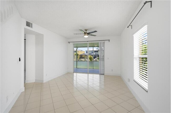 Building Photo - 3422 NW 110th Way