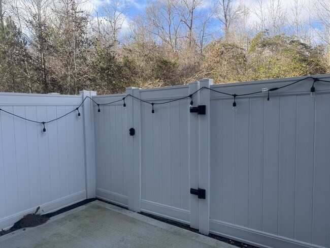 Building Photo - 247 Winstead Lp