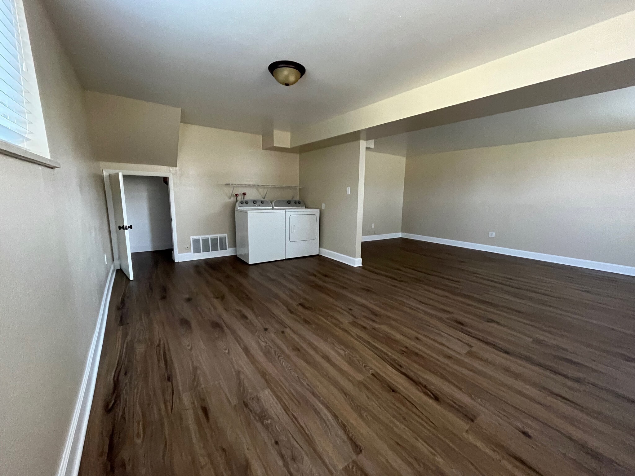 Building Photo - 5294 Meade St