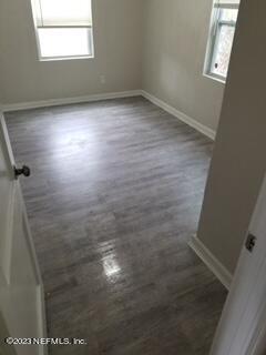 Building Photo - 1559 W 31st St