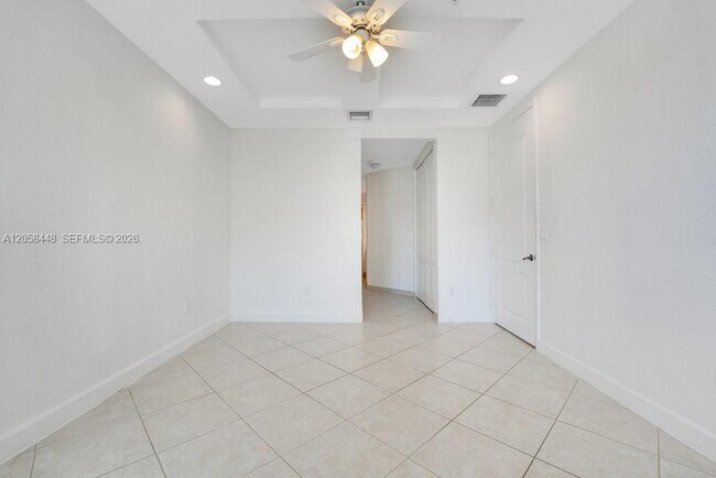 Building Photo - 480 SW 147th Ave