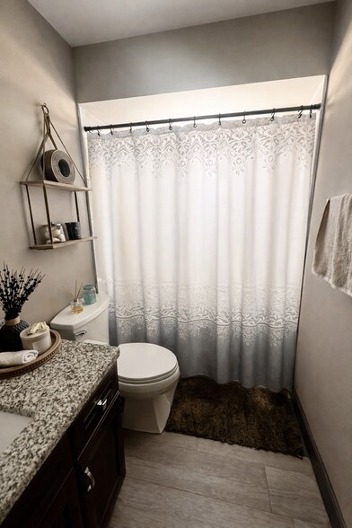 Building Photo - 2531 Christine Dr