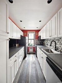 Building Photo - 224-24 Union Tpke