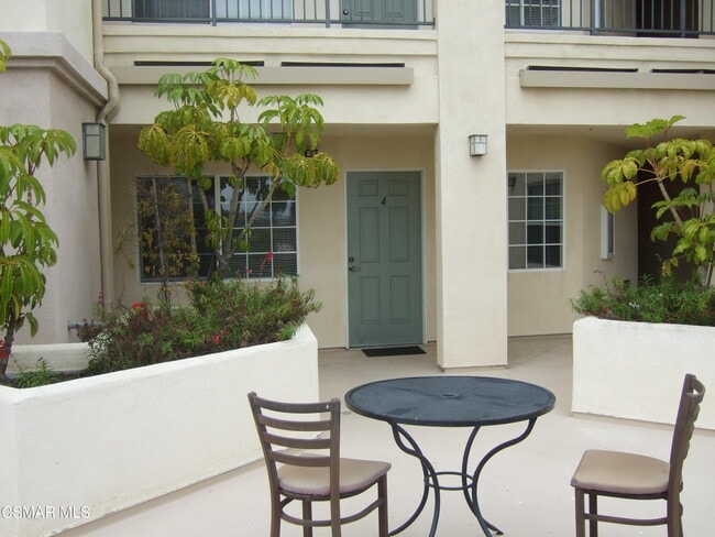 Building Photo - 1256 E Main St