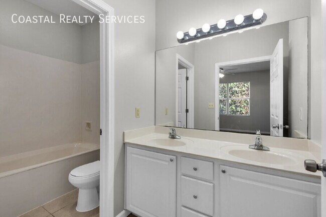Building Photo - 1367 US-98