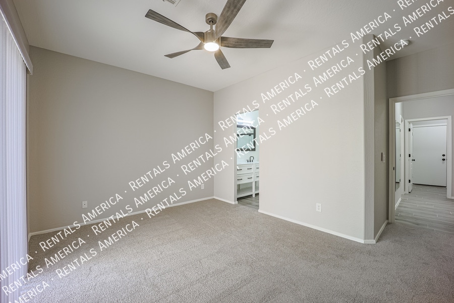 Building Photo - 2738 E Indian Wells Pl