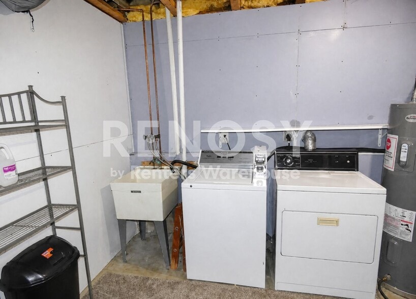 Building Photo - 502 Horseshoe Ln