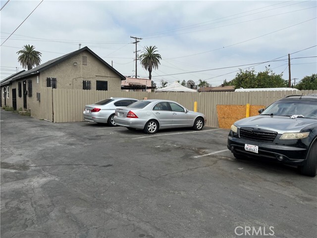 Building Photo - 8804 Beach St