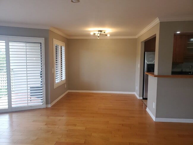 Building Photo - 6780 Mission Gorge Rd