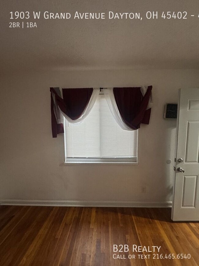 Building Photo - 1903 W Grand Ave