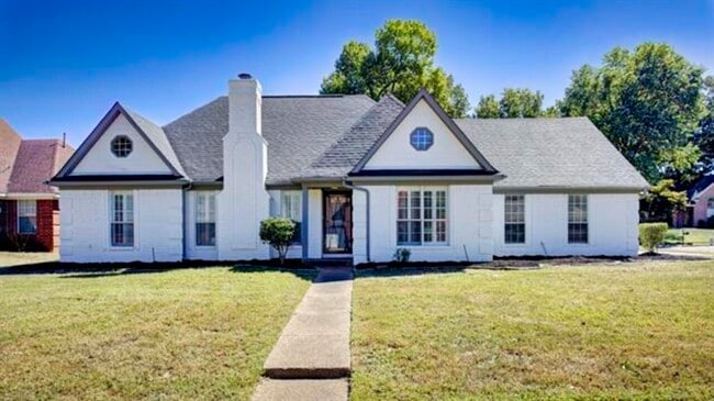 Primary Photo - 6479 Stone Lake Dr