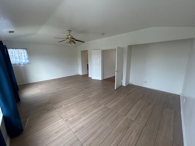 Building Photo - Beautiful Corona Hills Home