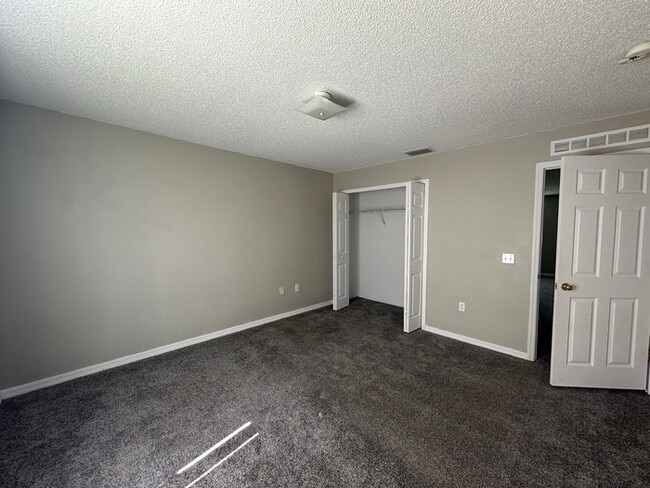 Building Photo - Two-Story Corner Lot!