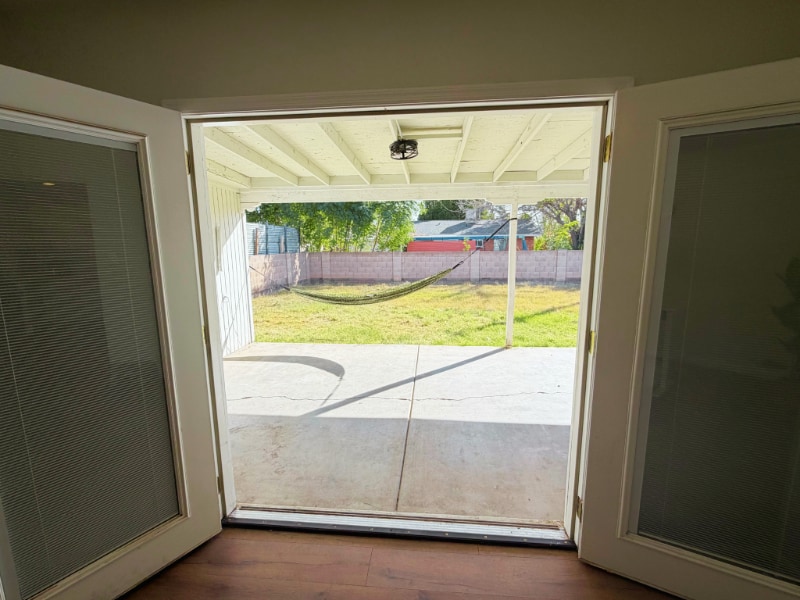 Building Photo - 1325 E Don Carlos Ave