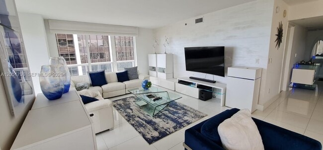 Building Photo - 50 Biscayne Blvd