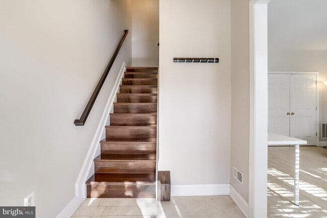 Building Photo - 2342 Huntington Station Ct