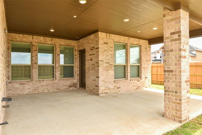 Building Photo - 7826 Kenora Wy