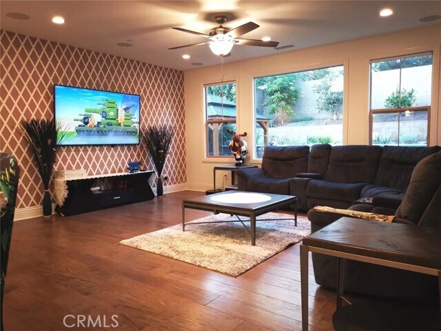 Building Photo - 101 Kennard