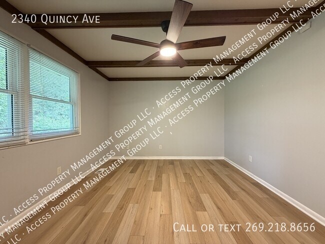 Building Photo - 2340 Quincy Ave
