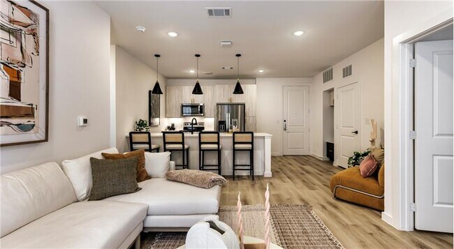 Building Photo - 3900 Berkman Dr